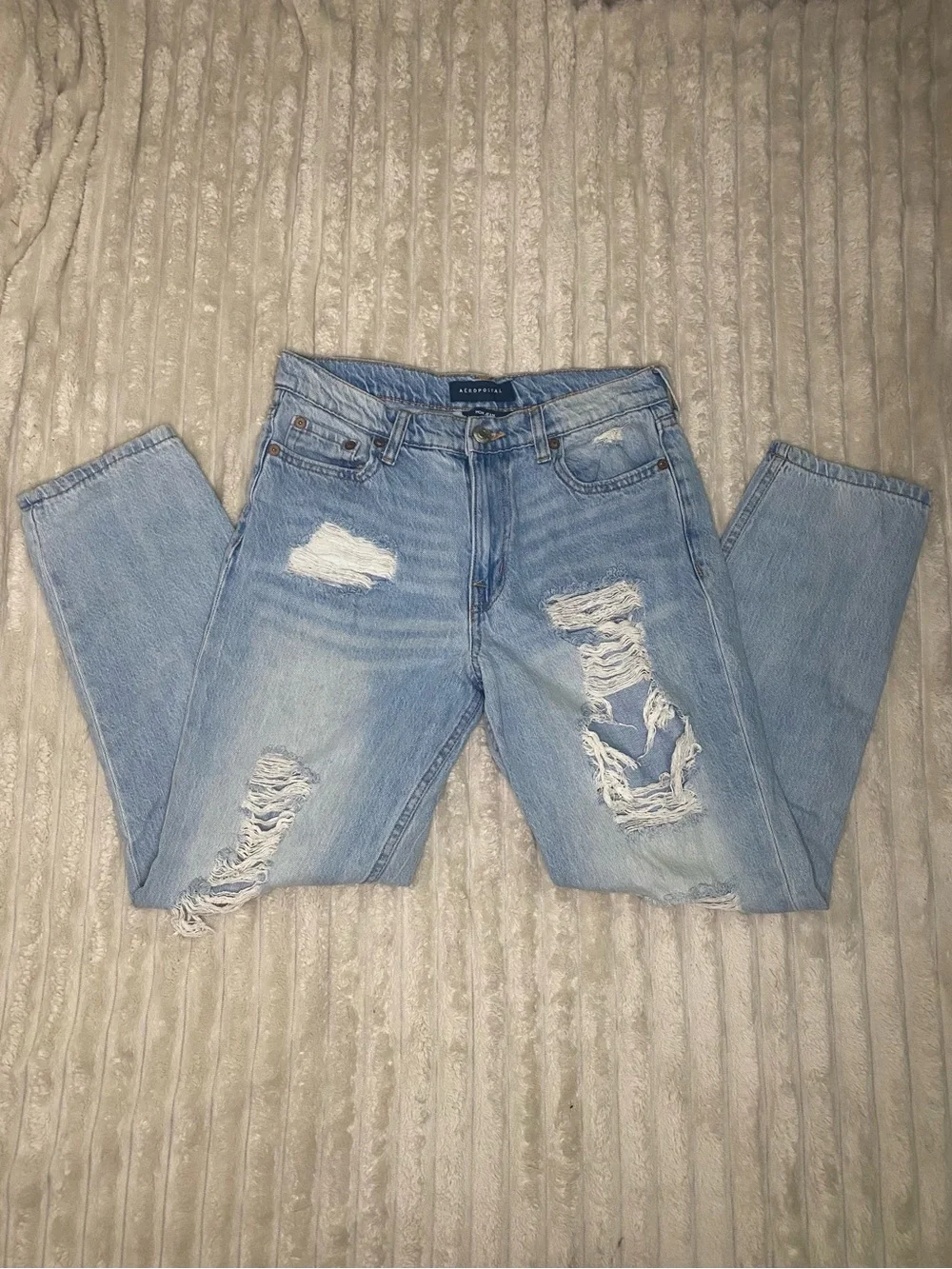 Aeropostale Light Blue Distressed Mom Jeans Size 2
